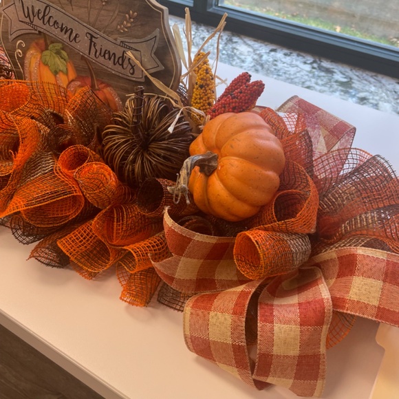 Door Swag/Centerpiece - Picture 3 of 4